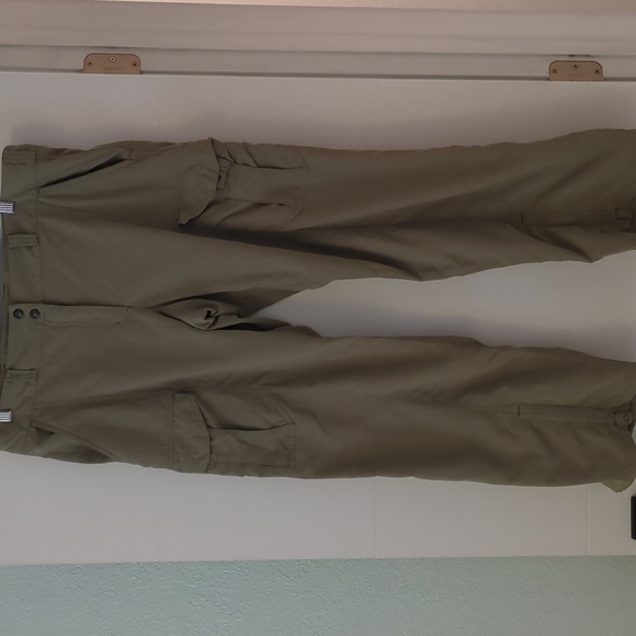 Insect Repellent Cargo Pants Women's Sz 16  EXOFFICIO Outdoor Camping Safari - Picture 1 of 9